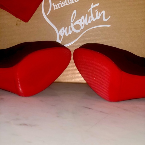CHRISTIAN LOUBOUTIN Very Privè heels - Picture 9 of 13